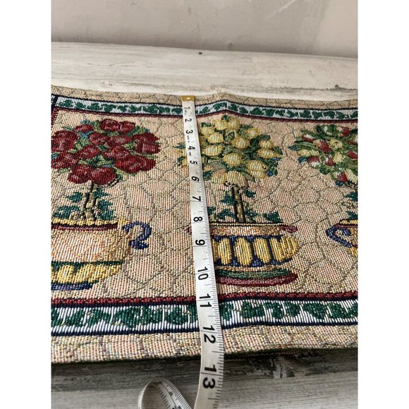 Set of eight cloth placemats with topiary designs - Picture 3 of 4